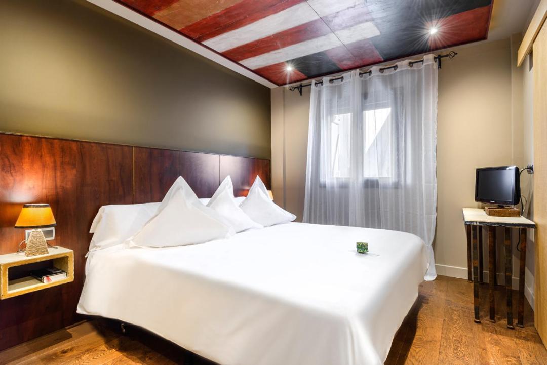 Hotel La Casuena 拉努萨 外观 照片
